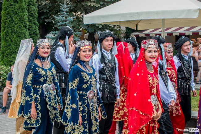 Від Мексики до Індії: грандіозний міжнародний фестиваль стартував у Луцьку. ФОТО