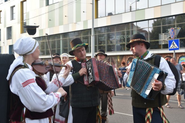 Як у Луцьку закривали «Поліське літо з фольклором». ФОТО