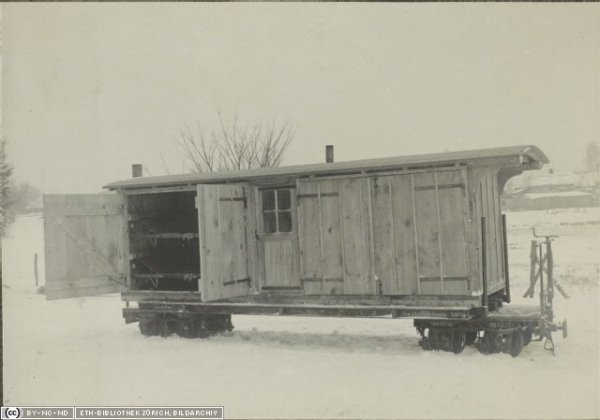 Унікальні історичні світлини Волині опублікували у Швейцарії. ФОТО