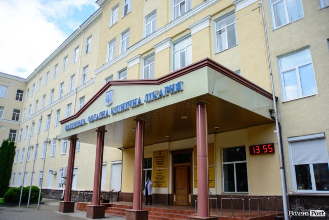 Дві волинські лікарні отримали 1400 швейцарських ІФА-тестів, що визначають антитіла до COVID-19. ФОТО