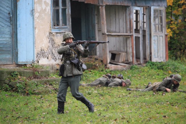 Реконструкція бою та щемливі пісні: фестиваль «Криївка Перця» у фото