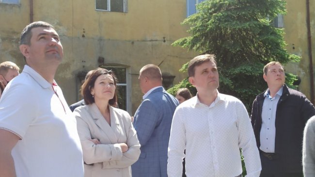 Замок Радзивіллів в Олиці готують до відкриття туристичного сезону