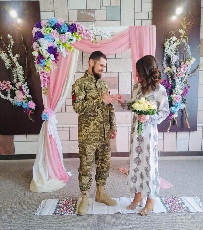 Одруження під час війни: на Волині зареєстрували 3 шлюби командирами військовослужбовців