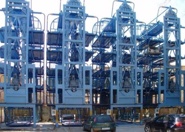 Як у Луцьку вирішити проблему з парковками на прикладі інших країн? ФОТО