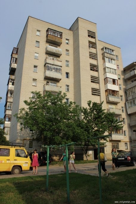 У Луцьку в районі ДПЗ може обвалитися будинок