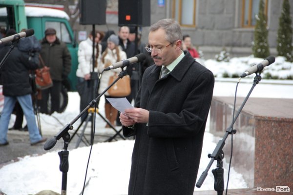 Луцьк вшанував Шевченка. ФОТО