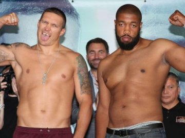 Усик переміг Візерспуна у дебютному бою у надважкій вазі