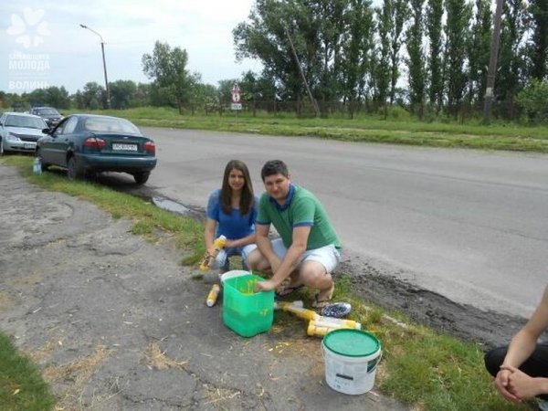 Ще одне місто на Волині стало синьо-жовтим. ФОТО