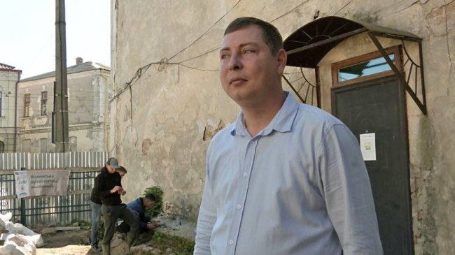 Археологи дослідили підвал у монастирському корпусі Луцького братства. ФОТО. ВІДЕО