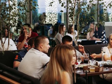 «Grand Central», що у  «Промені» запрошує на оренду цікаві заклади*