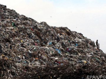 Катастрофа на Шрі-Ланці: обвалилася гора сміття, шестеро загиблих