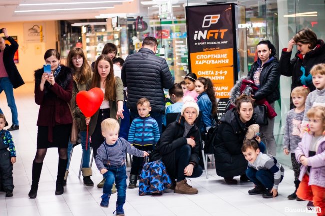 У «Промені» веселили дітей весняною програмою. ФОТО*