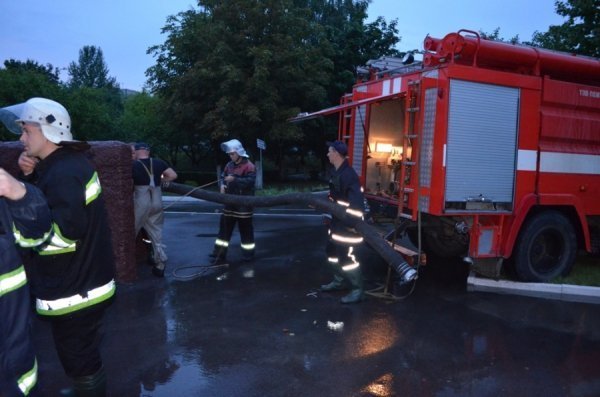 Обійшлося: травмованих та загиблих після стихії немає, – рятувальники