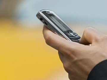 Скільки мобільні оператори заробили на українцях