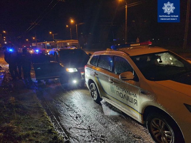 Подробиці затримання банди, яка у Луцьку вкрала у чоловіка понад мільйон 