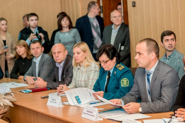 У луцькому виші відкрили унікальну Лабораторію швейної індустрії. ФОТО