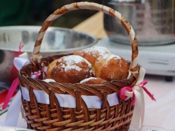 Скільки на Світязі коштують славнозвісні пончики