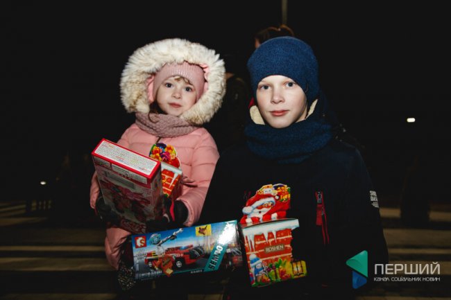 У «Супернову» завітав святий Миколай. ФОТО*