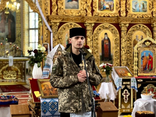 Поховали волинського прикордонника, який загинув під Авдіївкою