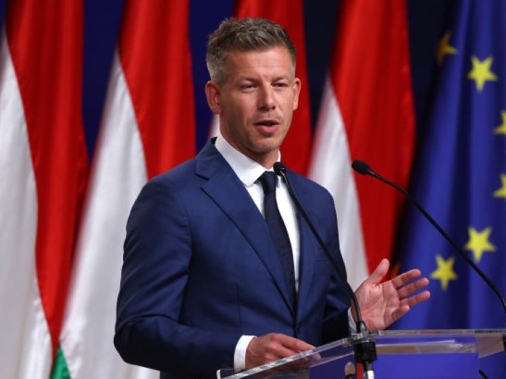 Угорщина обмежила видачу нових дозволів мігрантам не з ЄС