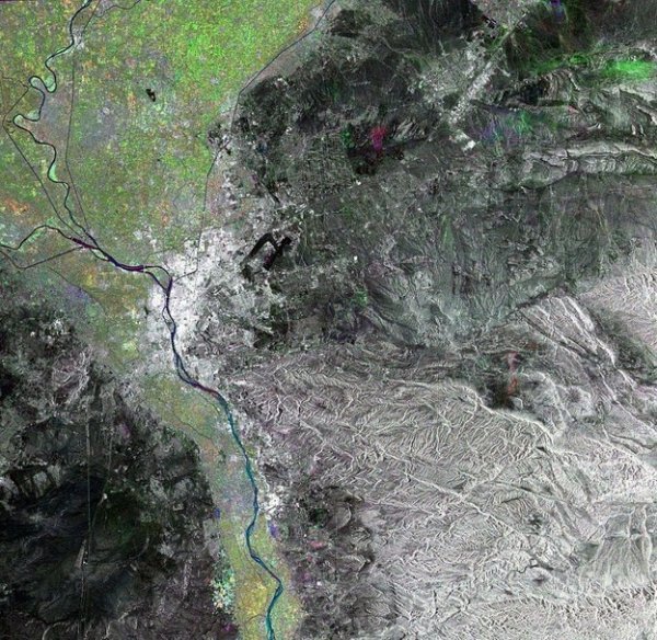 На супутникових знімках мальовничі куточки Землі зачаровують красою. ФОТО