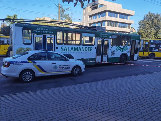 На Відродження у Луцьку – аварія: є постраждалий