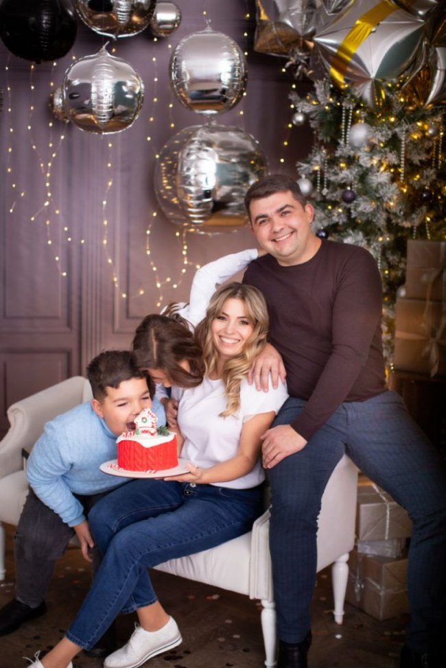 Волинянка покинула успішну кар'єру аудитора заради кондитерського фаху. ФОТО