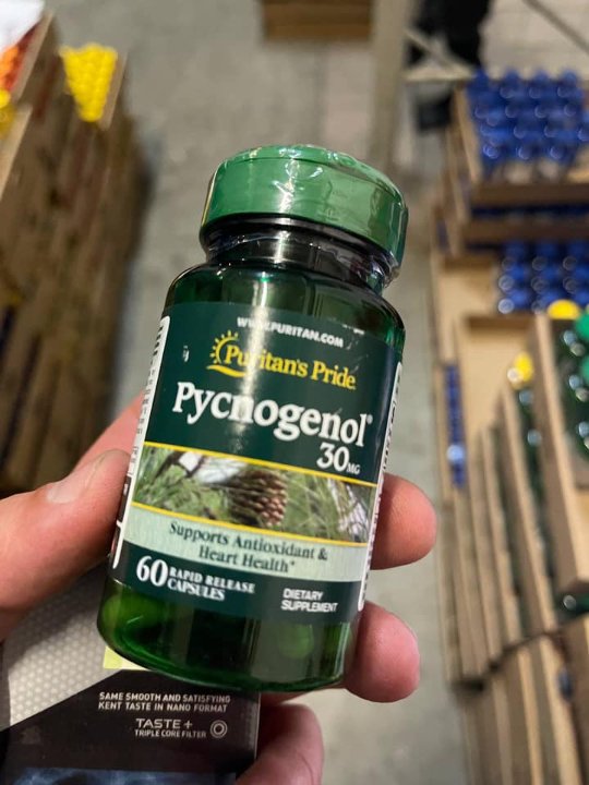 Через «Ягодин» хотіли провезти дієтичні добавки на мільйон гривень. ФОТО