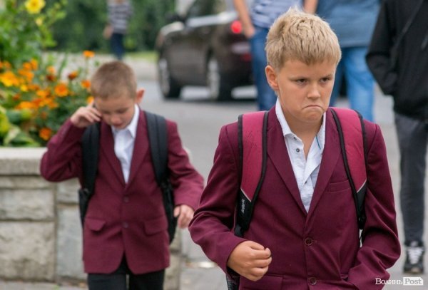 Шкільний сезон у Луцьку. ФОТО