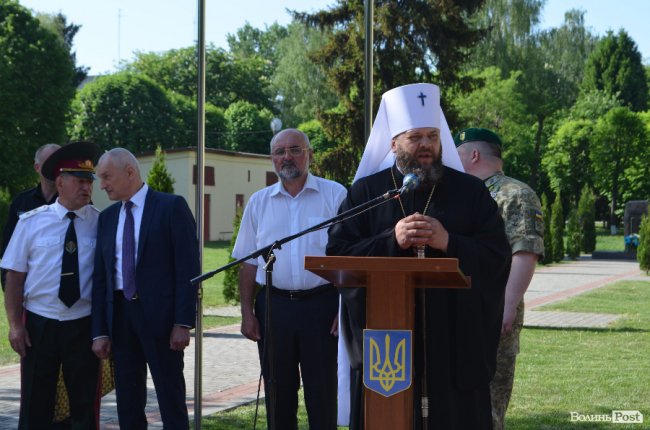 Оркестр, квіти і нагороди: у Луцьку «зелені берети» святкують професійне свято. ФОТО