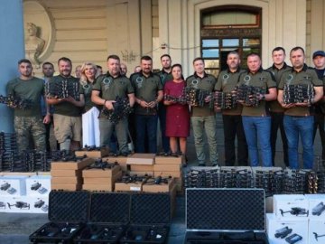 Вдова загиблого Героя з Волині передала півтора мільйона гривень на дрони для ЗСУ. ВІДЕО