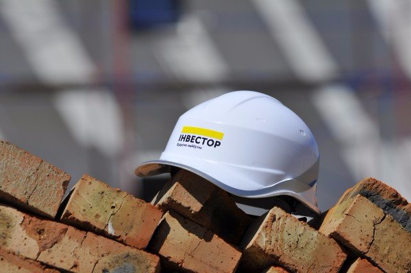 Монтаж даху та зведення мансардного поверху: опублікували звіт з ЖК «Юпітер»*