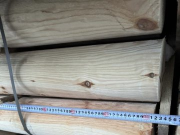 Через «Ягодин» намагались незаконно провезти майже 20 тонн деревини