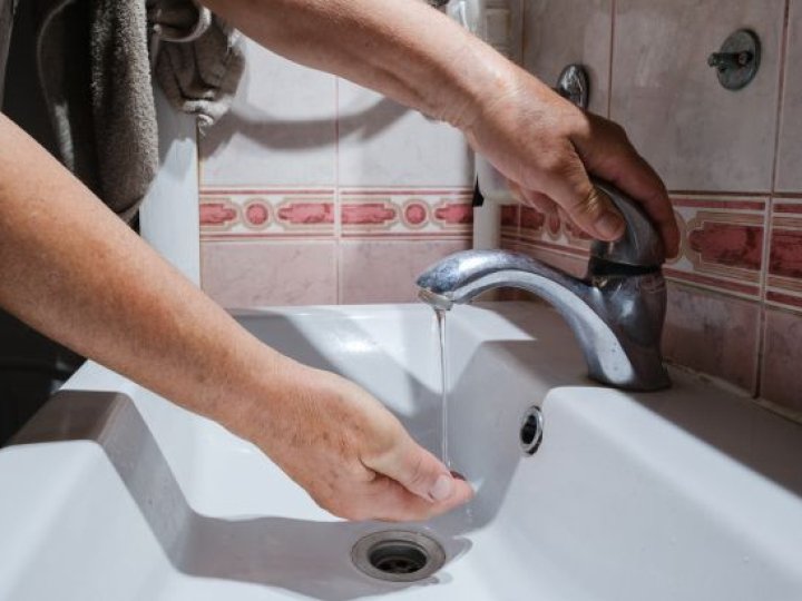Що буде з тарифами на світло, воду і тепло до кінця року: нардеп відповів