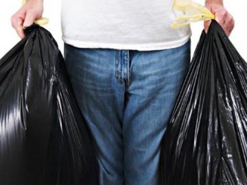 Чому сьогодні не можна виносити сміття: прикмети і забобони