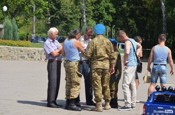 Свято «крилатої піхоти» у Луцьку. ФОТОРЕПОРТАЖ