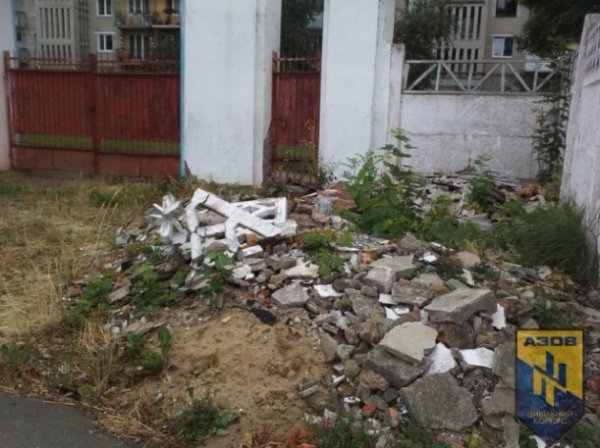 До Дня Незалежності у Нововолинську відремонтують стадіон. ФОТО