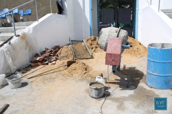 До Дня Незалежності у Нововолинську відремонтують стадіон. ФОТО