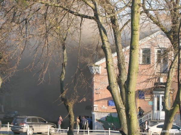 У центрі Луцька - пожежа. ВІДЕО