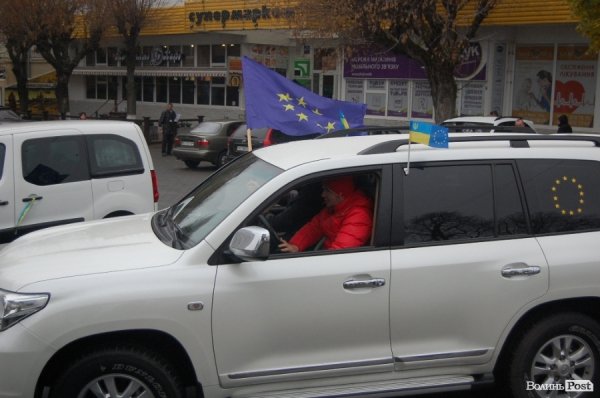 У Луцьку відбувся автопробіг за Європу. ФОТО
