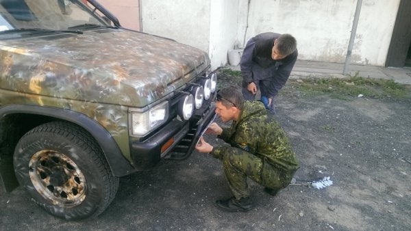 За «Фото патріота» - автомобіль айдарівцям. ФОТО