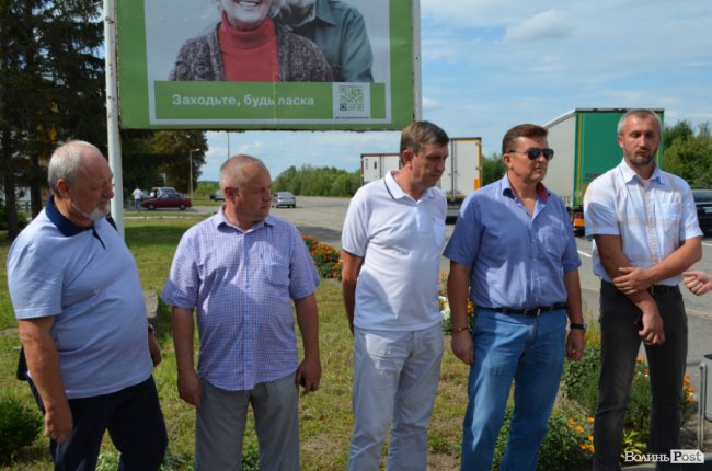 Зручно та сучасно: у селищі на Волині відкрили пункт видачі дозволів на міжнародні перевезення. ФОТО