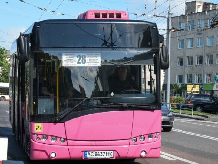 Через атаку Росії у Луцьку тимчасово змінили рух автобусів № 2, № 28, № 57 та тролейбуса № 5