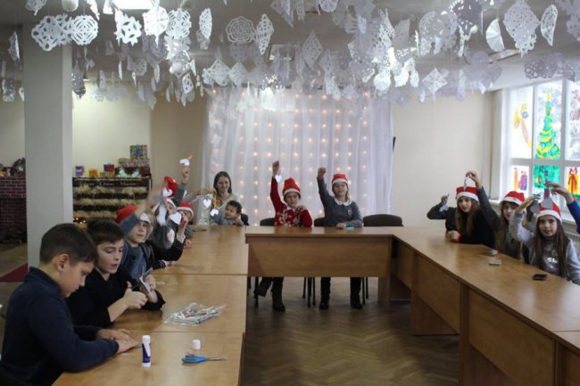 У Святого Миколая на Волині з’явилися помічники у формі. ФОТО