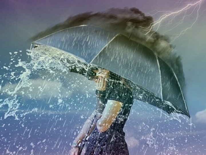 Волинян попереджають про грозу та пориви вітру