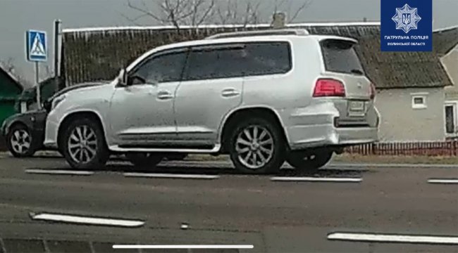 На Волині ловили двох водіїв-порушників, які на дорогих авто втікали від поліції 