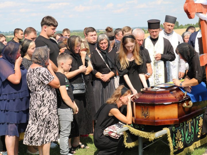 Волиняни віддали останню шану Герою Костянтину Смірнову