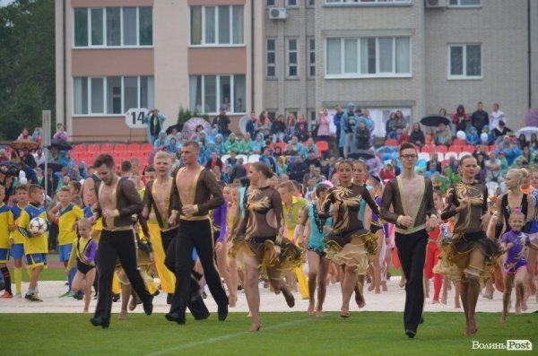 У Луцьку реконструювали «Авангард». ФОТО