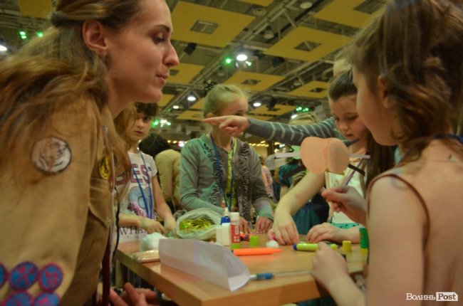 Діти наших Героїв: у «ПортСity» розважали дітей волинських атовців