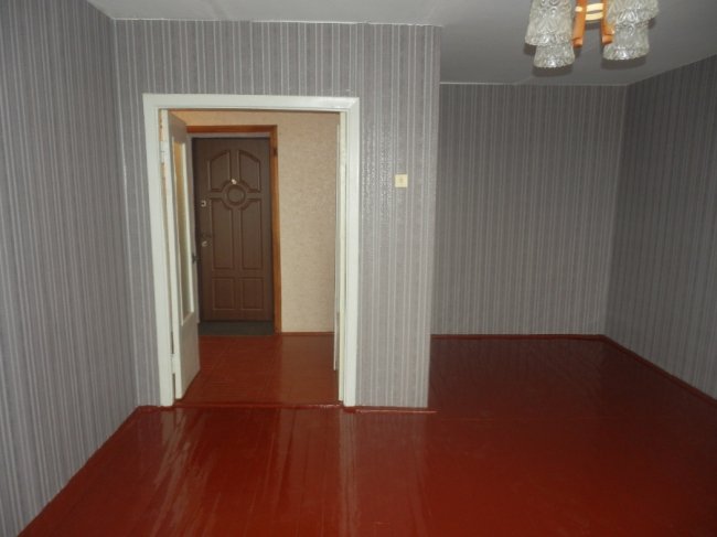 Волинська громада придбала житло дитині-сироті